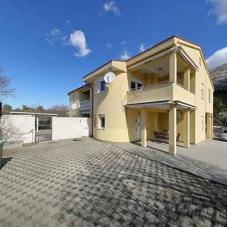 Julijana, No 4 * Starigrad Paklenica